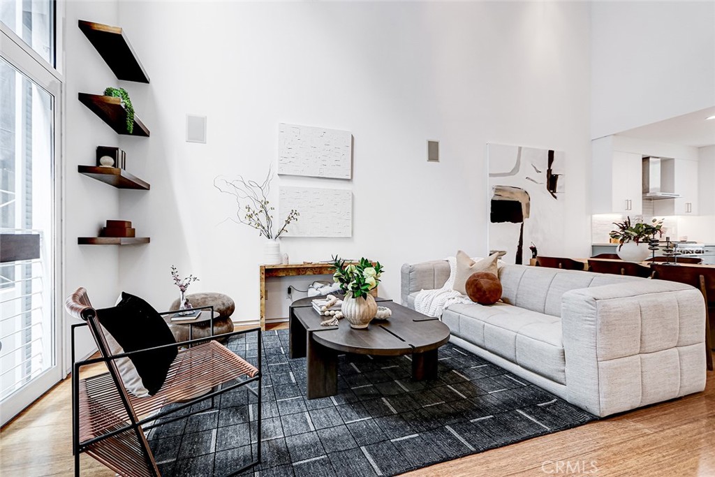 https://media.crmls.org/medias/867166d3-ccc1-4d73-a78e-3500789b5f65.jpg?preset=X-Large