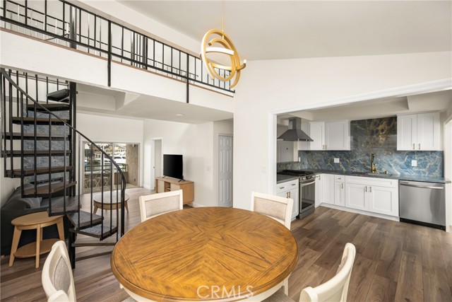 17110 Bluewater Lane, Huntington Beach CA: https://media.crmls.org/medias/8671841e-5a9a-40e1-95ab-9e14cd0ca4f6.jpg