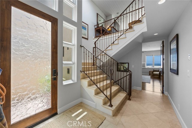 2326 The Strand, Hermosa Beach CA: https://media.crmls.org/medias/86727a80-18b3-4a53-99ce-059a5f72e494.jpg