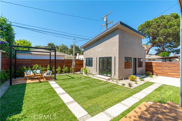 Detail Gallery Image 46 of 65 For 10943 Pickford Way, Culver City,  CA 90230 - 5 Beds | 4/1 Baths