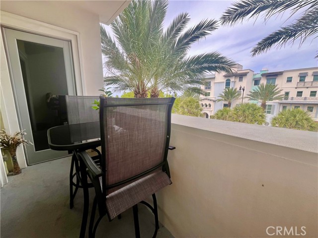 Detail Gallery Image 12 of 21 For 4511 El Mar Dr #307,  –,  FL 33308 - 2 Beds | 2 Baths