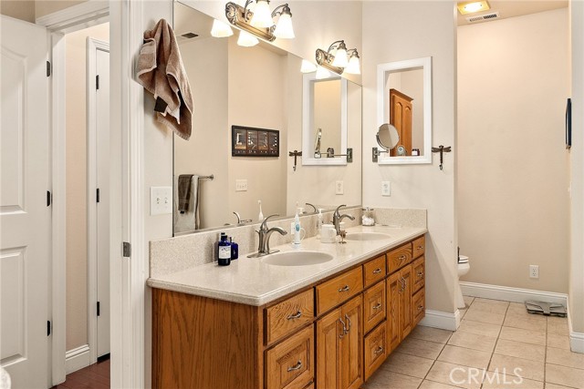 Detail Gallery Image 17 of 51 For 2 Whitehall Pl, Chico,  CA 95928 - 3 Beds | 2 Baths