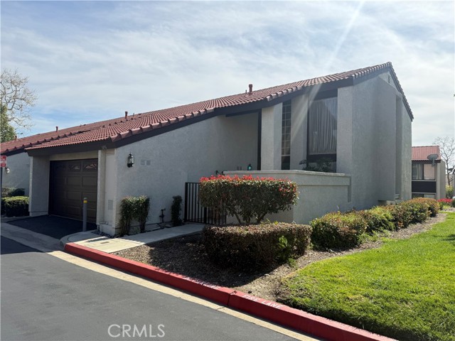 Front Image Thumbnail for CRIV26033548