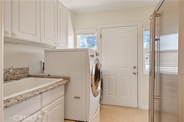 6966 Crest Road, Rancho Palos Verdes CA: https://media.crmls.org/medias/8675b067-9275-4304-9f98-e27de0252468.jpg