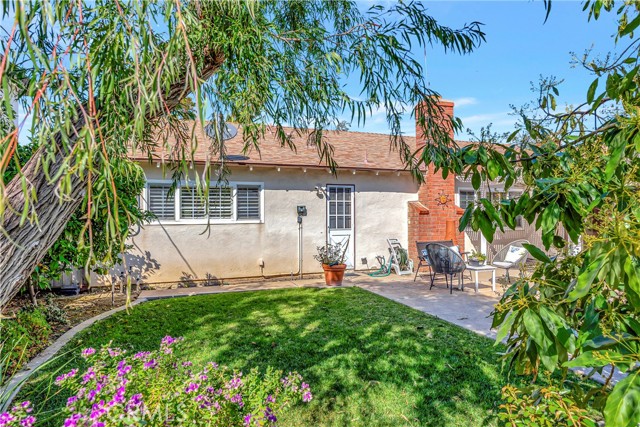 Detail Gallery Image 42 of 47 For 945 Lansing Ln, Costa Mesa,  CA 92626 - 4 Beds | 2 Baths