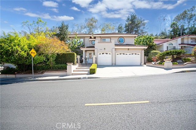Detail Gallery Image 2 of 25 For 2767 Saleroso Dr, Rowland Heights,  CA 91748 - 5 Beds | 3 Baths