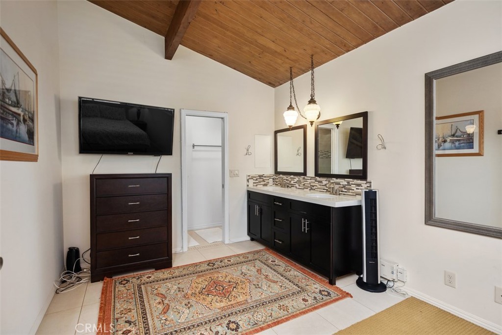 MLS #OC26163655 image #12