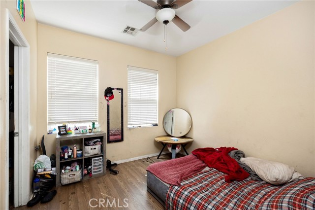 Detail Gallery Image 10 of 15 For 26335 Iris Ave #D,  Moreno Valley,  CA 92555 - 3 Beds | 2 Baths