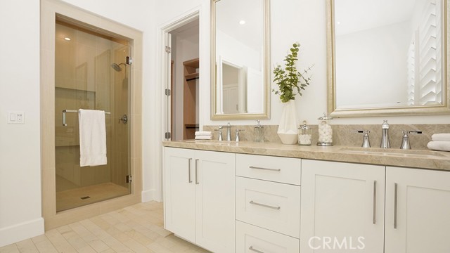 218 Coal Mine, Irvine CA: https://media.crmls.org/medias/86775a6e-ede2-4944-be37-93b0410f5de4.jpg