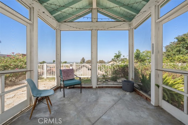 Detail Gallery Image 12 of 19 For 3327 Sterling Dr, Corona,  CA 92882 - 3 Beds | 2 Baths