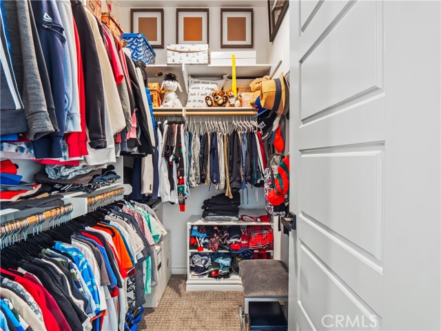 Detail Gallery Image 40 of 65 For 22385 Midtown Ct, Saugus,  CA 91350 - 5 Beds | 4/1 Baths