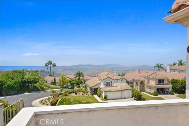 40 Paseo Alba, San Clemente CA: https://media.crmls.org/medias/867a8f3e-a066-41d4-ae2f-e846e9040a44.jpg