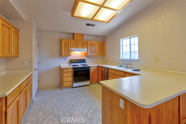 Detail Gallery Image 18 of 49 For 205 Clipper Ct, Atwater,  CA 95301 - 3 Beds | 2 Baths