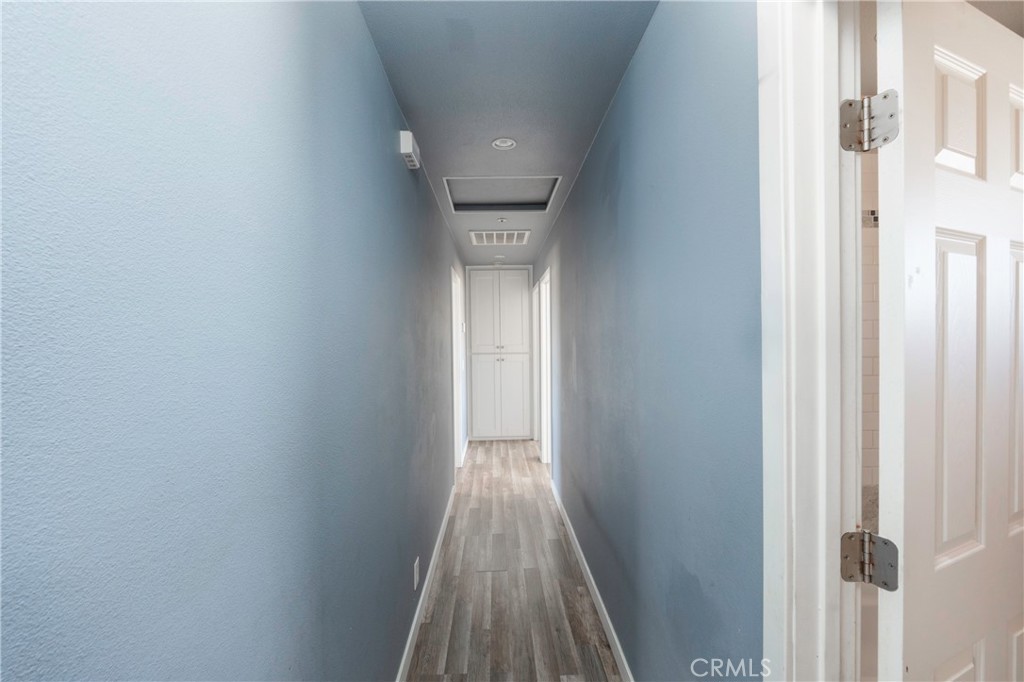 https://media.crmls.org/medias/867b6ece-d5a1-4ab2-af2d-70b37668dc4e.jpg?preset=X-Large