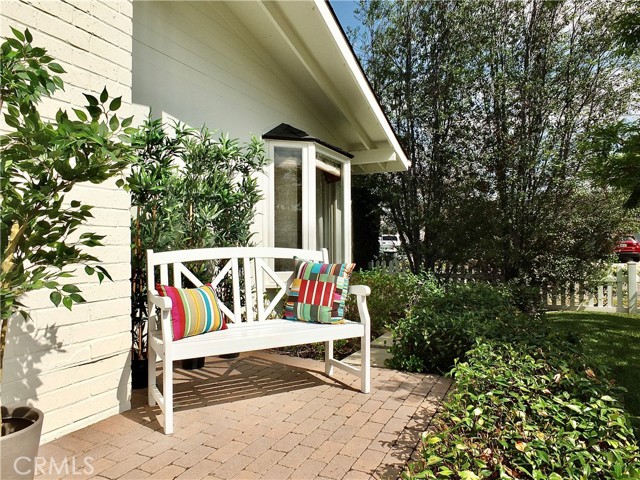 2285 Avalon, Costa Mesa CA: https://media.crmls.org/medias/867bcd43-9090-457c-b841-f128aea534eb.jpg