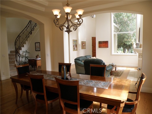 Detail Gallery Image 7 of 23 For 1201 2nd St, Manhattan Beach,  CA 90266 - 5 Beds | 4/1 Baths