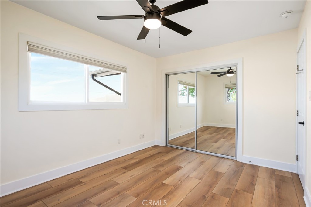 https://media.crmls.org/medias/867c15ac-2b08-43cc-95ae-21585d3c8c90.jpg?preset=X-Large