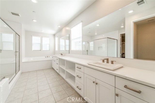 Detail Gallery Image 22 of 38 For 631 Cardona, Lake Forest,  CA 92630 - 5 Beds | 4 Baths