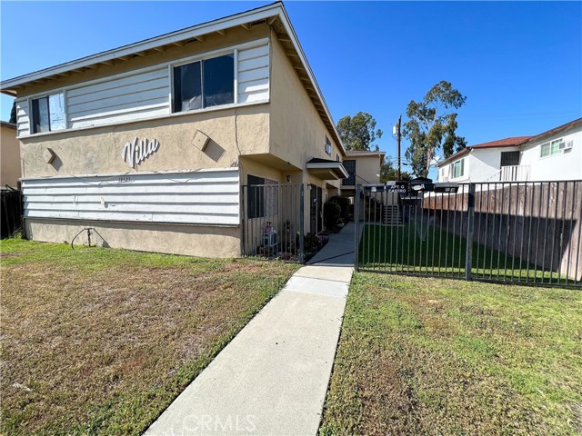 18527 Rio Seco Dr, Rowland Heights, CA 91748