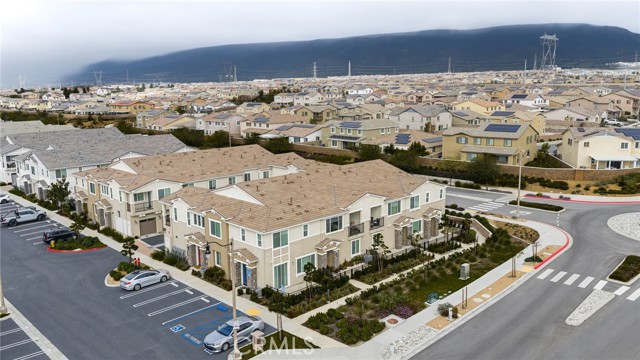 Detail Gallery Image 29 of 35 For 16680 Wyndham Ln #3,  Fontana,  CA 92336 - 2 Beds | 2/1 Baths