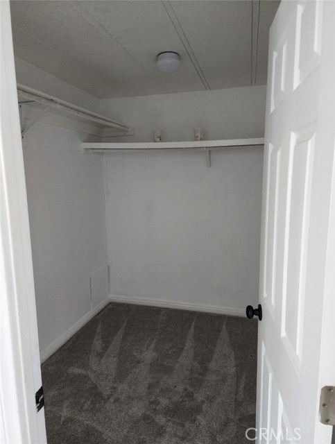 Detail Gallery Image 9 of 13 For 21851 Newland #127,  Huntington Beach,  CA 92646 - 4 Beds | 2 Baths