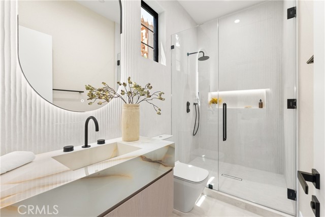 4205 Agnes Avenue, Studio City CA: https://media.crmls.org/medias/867f2466-37b0-44f3-9fc8-1bbacb018028.jpg