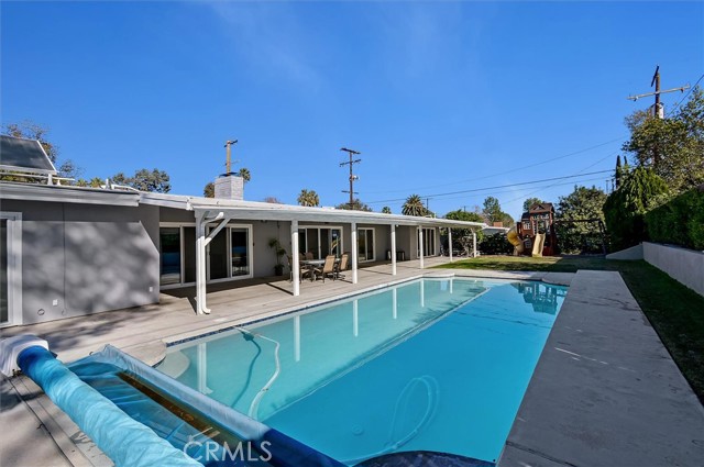 Detail Gallery Image 63 of 65 For 24216 Calvert St, Woodland Hills,  CA 91367 - 5 Beds | 3/1 Baths