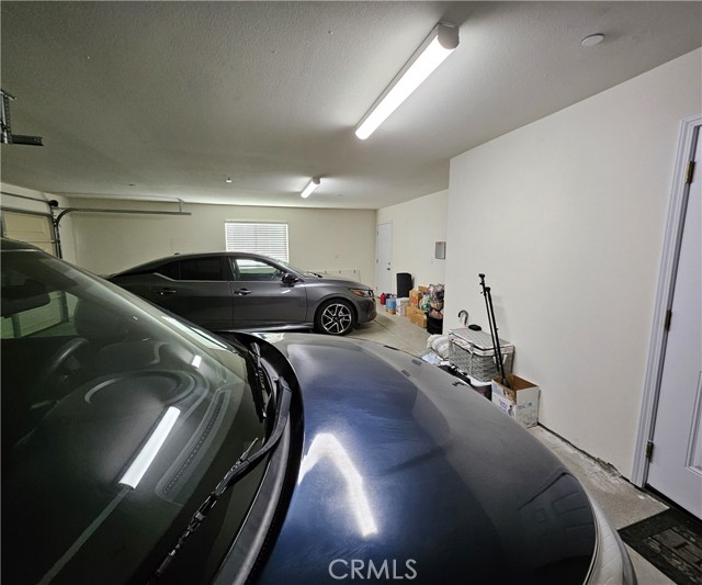 18010 Seaforth Street, Hesperia CA: https://media.crmls.org/medias/867fdab4-b079-4980-a640-9eac68befc64.jpg