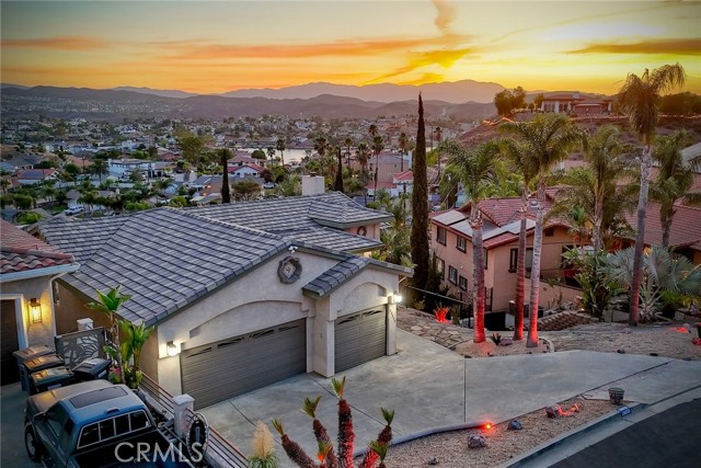Detail Gallery Image 6 of 68 For 28856 Yosemite Pl, Canyon Lake,  CA 92587 - 3 Beds | 3/1 Baths