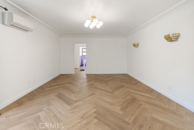 Detail Gallery Image 7 of 37 For 2130 Apex, Los Angeles,  CA 90039 - 3 Beds | 1 Baths