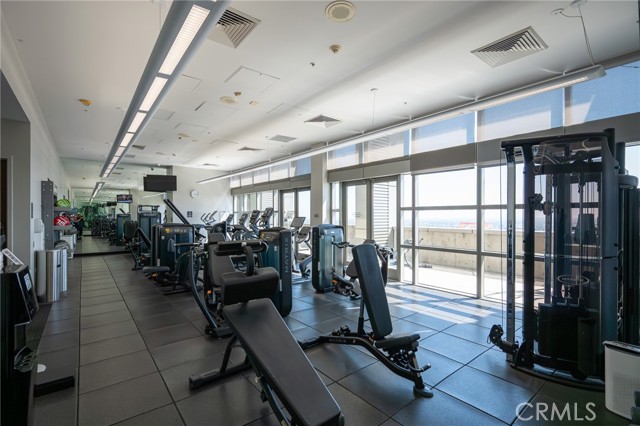 1155 South Grand Avenue, Los Angeles CA: https://media.crmls.org/medias/8680cc78-297e-40e6-9073-6ee8a3405ae3.jpg