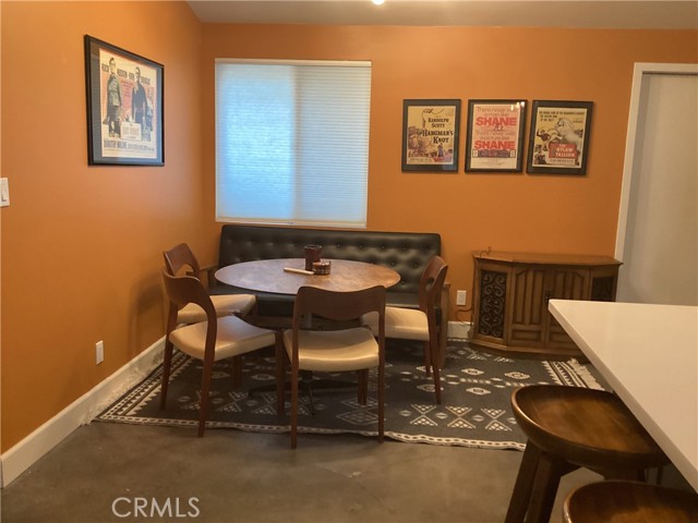 Detail Gallery Image 13 of 21 For 233 Almon Dr, Thousand Oaks,  CA 91362 - 3 Beds | 2 Baths