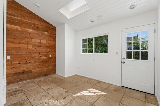 Detail Gallery Image 24 of 52 For 26581 Saddleback Dr, Mission Viejo,  CA 92691 - 5 Beds | 3/1 Baths