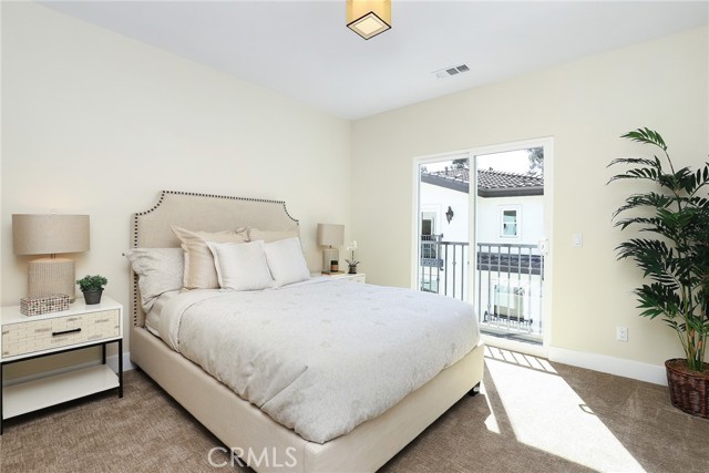 20 Spyglass Avenue, Phillips Ranch CA: https://media.crmls.org/medias/8683c48c-8169-4f52-adad-dc6eb26068da.jpg