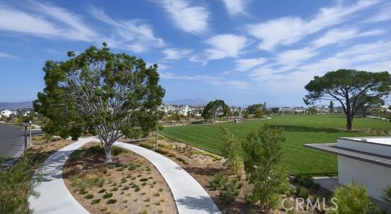 Detail Gallery Image 8 of 11 For 208 Briar Moon, Irvine,  CA 92618 - 5 Beds | 4/1 Baths