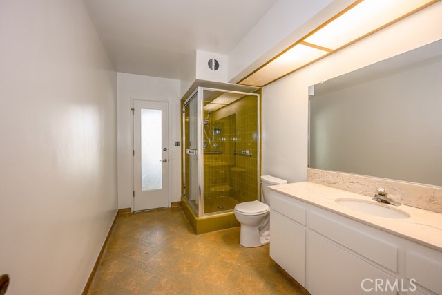 851 Misty Isle Drive, Glendale CA: https://media.crmls.org/medias/86849d94-1f8f-4c70-a1a9-a0db3fa84e8a.jpg