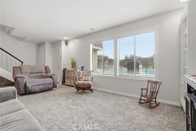 Detail Gallery Image 7 of 42 For 904 S Cornwall, Anaheim,  CA 92804 - 4 Beds | 3 Baths