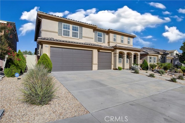 Detail Gallery Image 14 of 75 For 34676 Swan Valley Ct, Murrieta,  CA 92563 - 5 Beds | 3/1 Baths