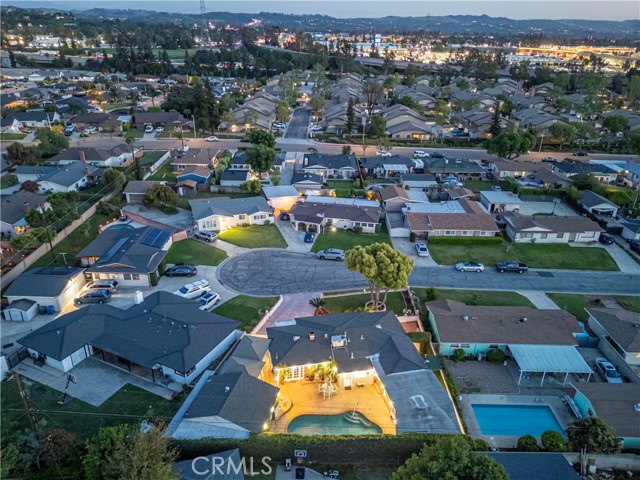 2033 E Duell Street, Glendora CA: https://media.crmls.org/medias/86856f5f-a4e6-4724-84e9-03b80068991f.jpg