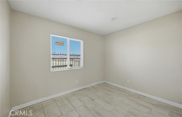 Detail Gallery Image 23 of 29 For 409 N 3rd Avenue, Barstow,  CA 92311 - 4 Beds | 2 Baths