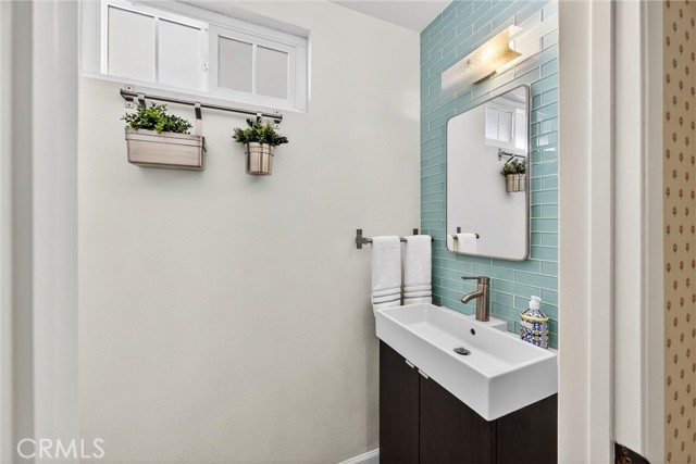 Detail Gallery Image 26 of 58 For 1742 N Albright Ave, Upland,  CA 91784 - 4 Beds | 2/1 Baths