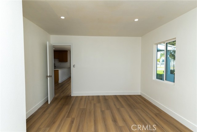 Detail Gallery Image 9 of 15 For 8326 Greenpoint, Riverside,  CA 92503 - 3 Beds | 2 Baths