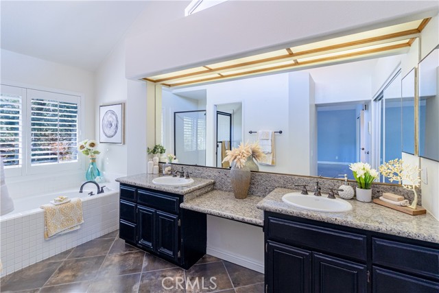 Detail Gallery Image 22 of 30 For 1430 Tanglewood Dr, Corona,  CA 92882 - 5 Beds | 3 Baths