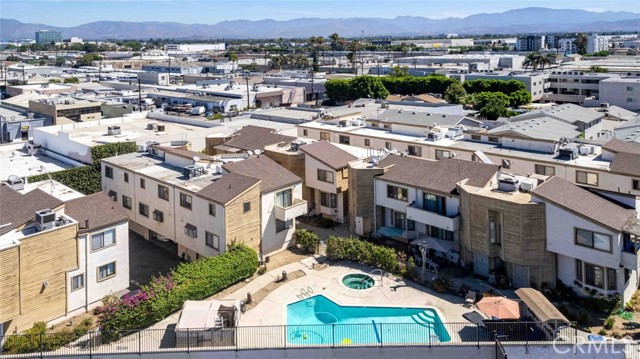 14715 Saticoy Street, Van Nuys CA: https://media.crmls.org/medias/8686f394-3dd6-4343-90a9-e26cc21a8417.jpg