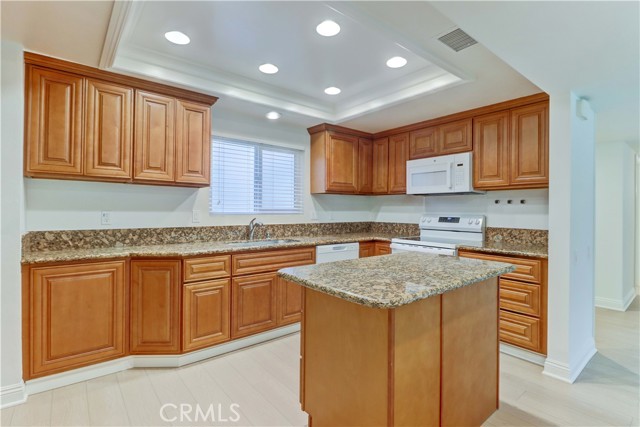 Detail Gallery Image 11 of 40 For 5519 Paseo Del Lago 1g,  Laguna Woods,  CA 92637 - 2 Beds | 2 Baths