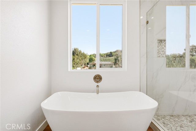 Detail Gallery Image 18 of 53 For 1969 Lyon Ave, Riverside,  CA 92503 - 5 Beds | 4 Baths