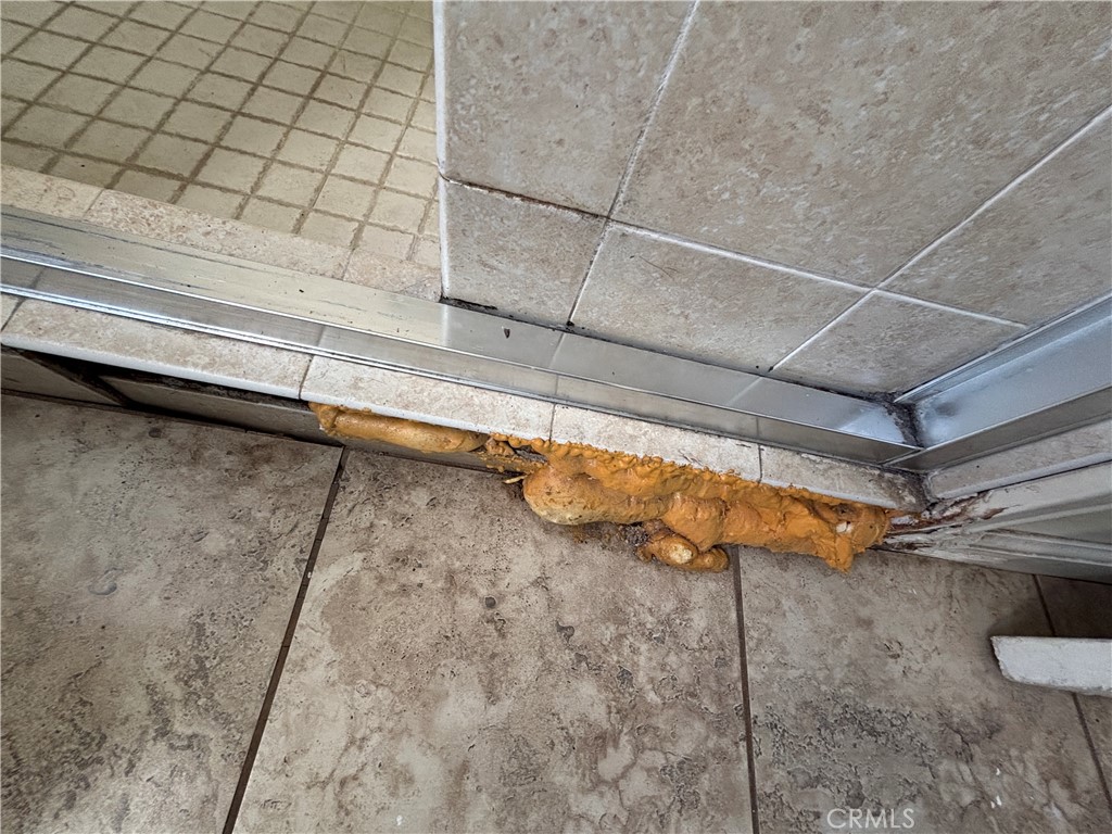 https://media.crmls.org/medias/86884dac-773d-4885-9fe0-e057e83cf06a.jpg?preset=X-Large