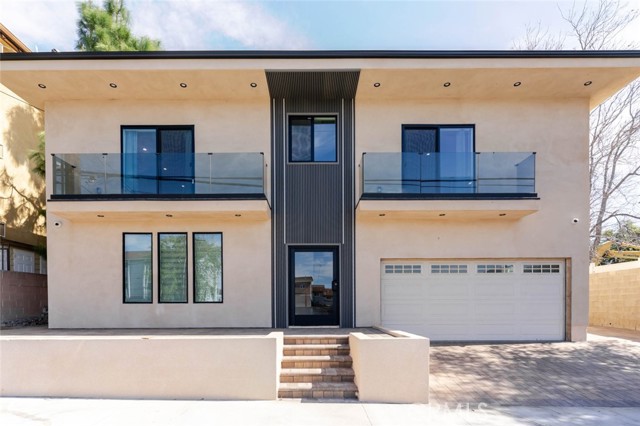 Detail Gallery Image 2 of 27 For 10230 Tujunga Canyon Bld, Tujunga,  CA 91042 - 3 Beds | 2 Baths