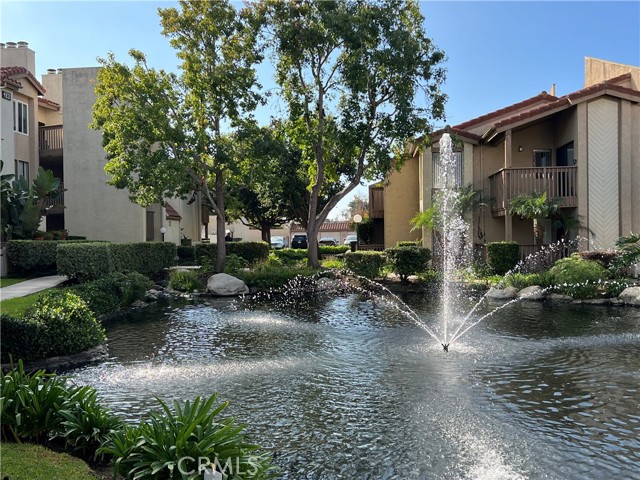 4831 Lago Dr #102, Huntington Beach, CA 92649