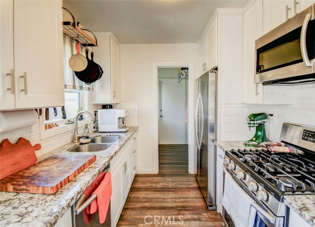 Detail Gallery Image 12 of 26 For 138 Walnut St, Costa Mesa,  CA 92627 - 2 Beds | 2 Baths